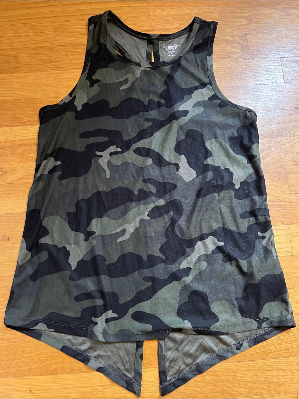Old Navy Olive & Black Camo Athletic Tank Top